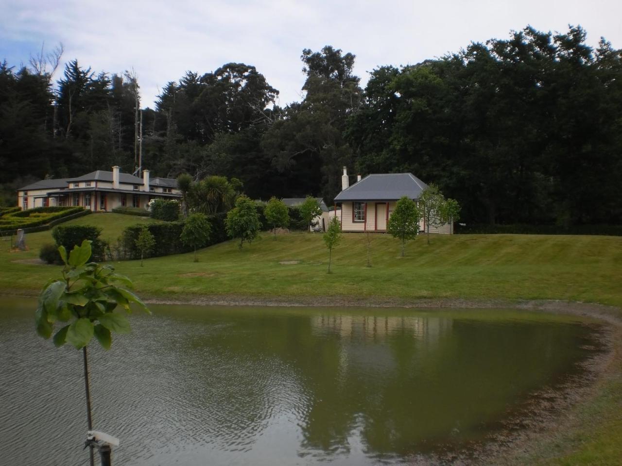 India House & Ica Whare In Whareama, Nr Riversdale Beach Oda fotoğraf